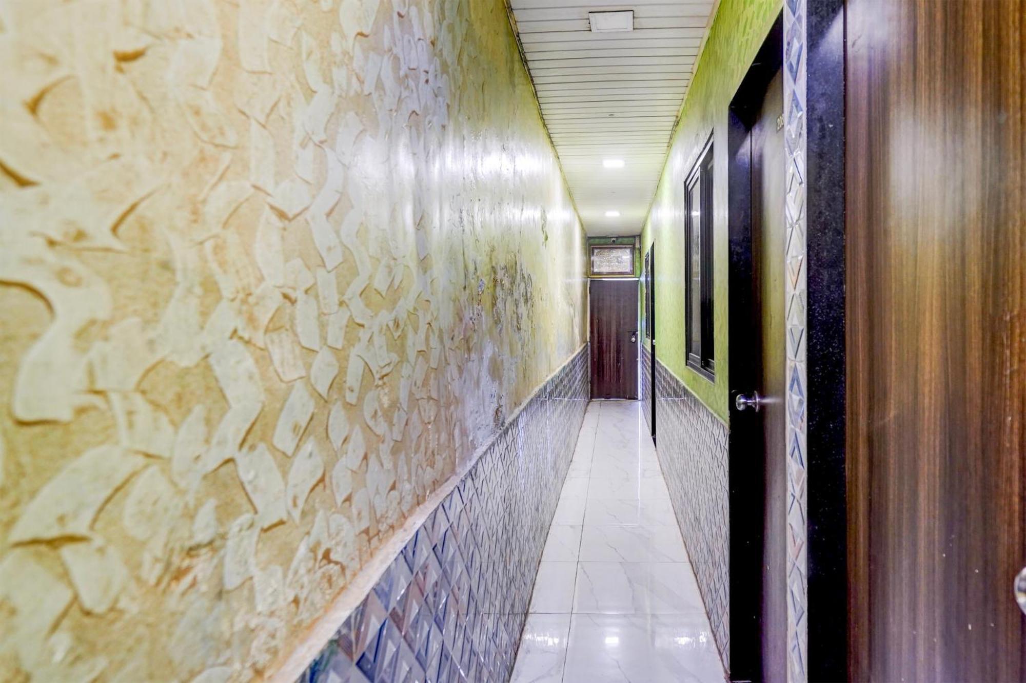 Hotel O The Om Sai Residency Bombaim Exterior foto
