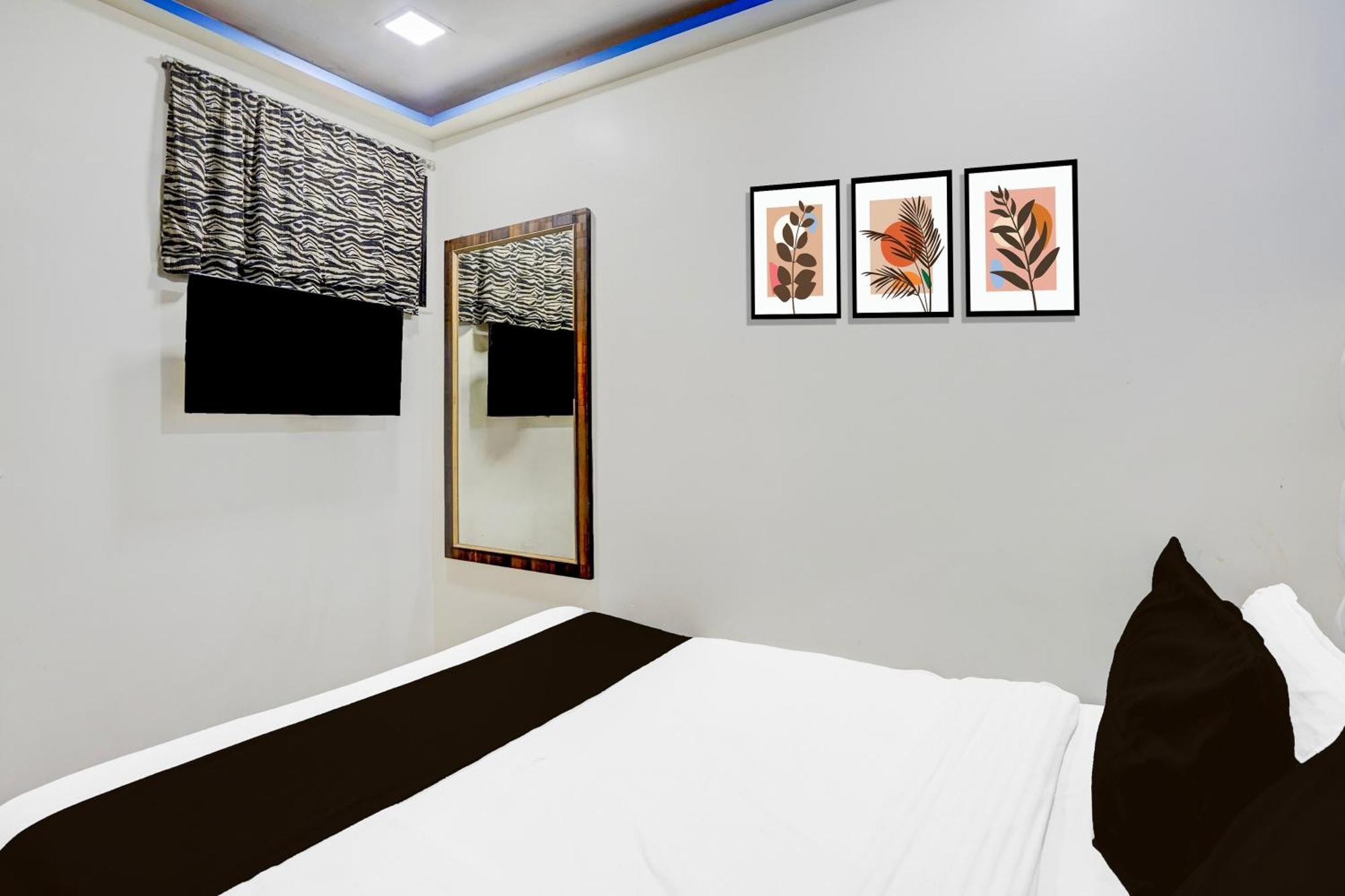 Hotel O The Om Sai Residency Bombaim Exterior foto