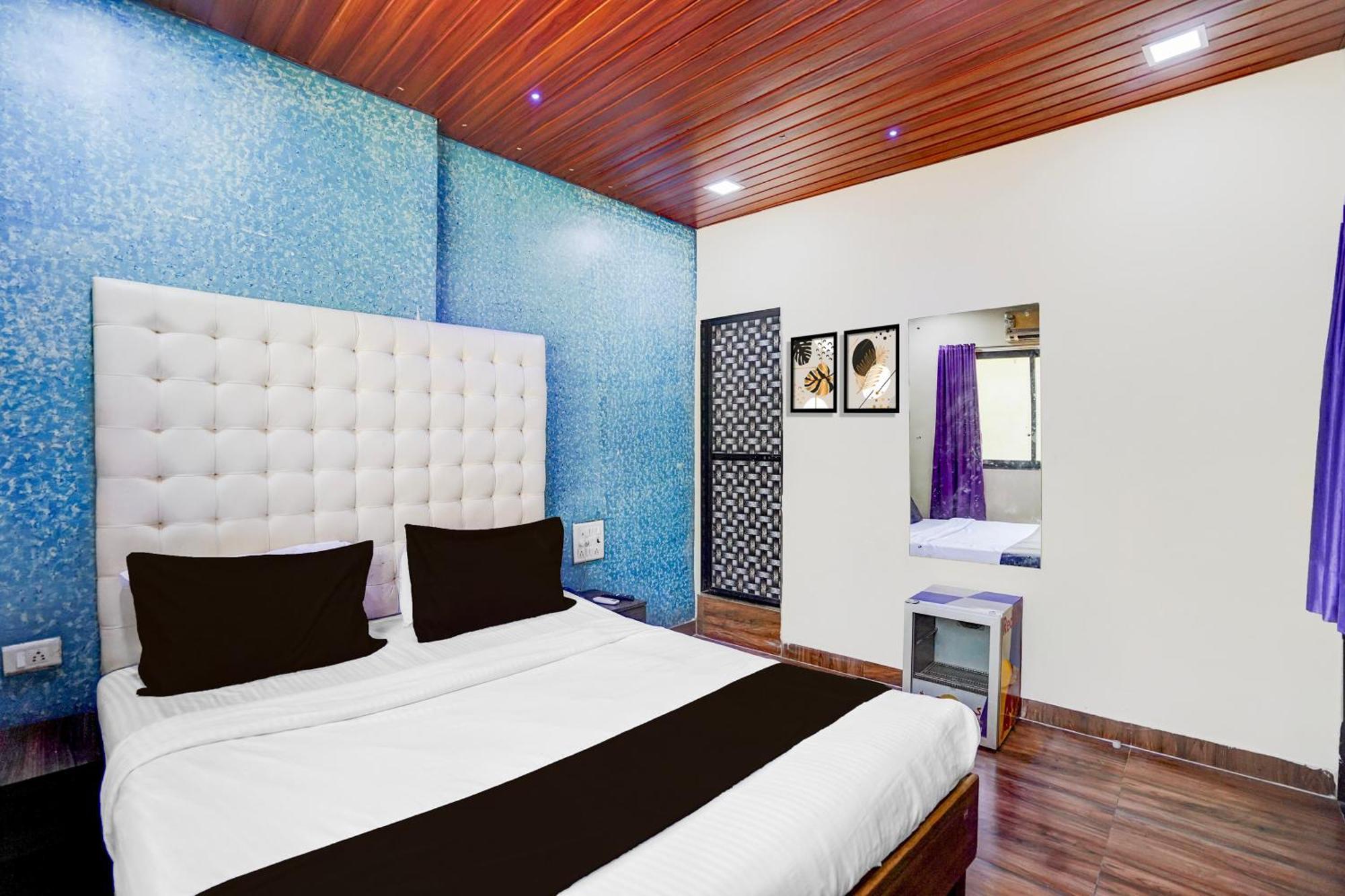 Hotel O The Om Sai Residency Bombaim Exterior foto